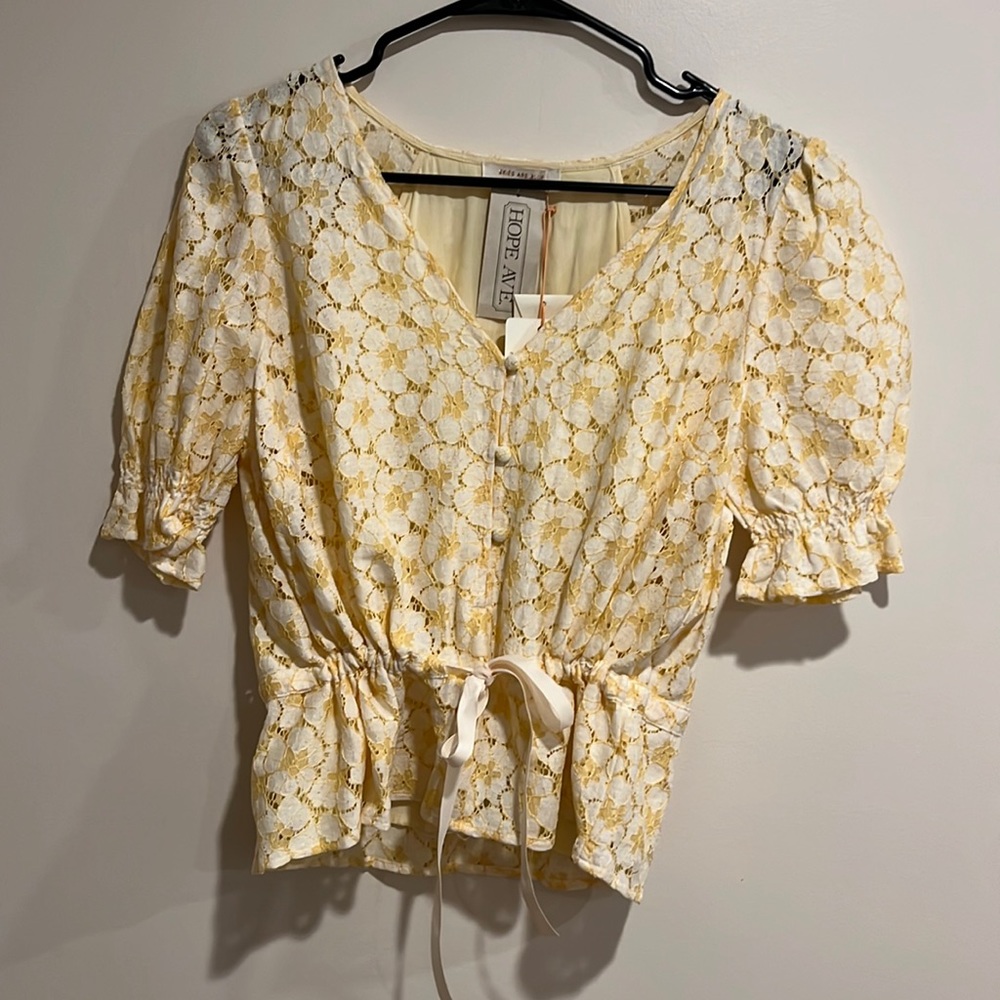 NWT lace cream and yellow blouse size S